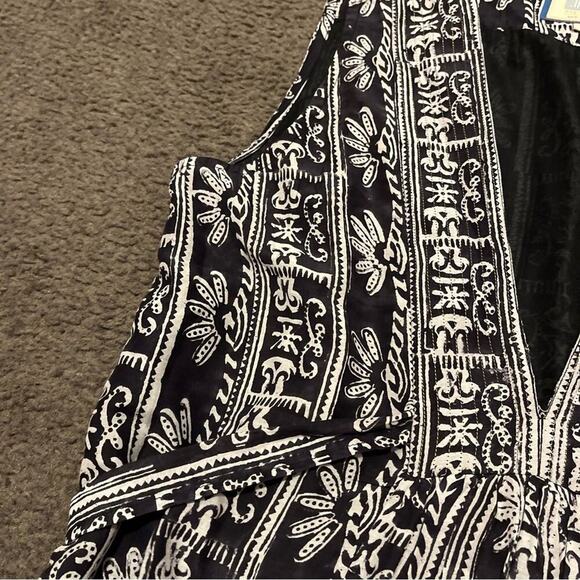 Bell By Alicia Bell Boho V-Neck Silk Blend Midi Dress - Picture 5 of 8